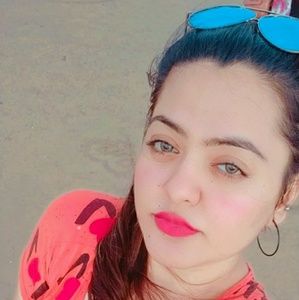 Meet your Posher, Priya